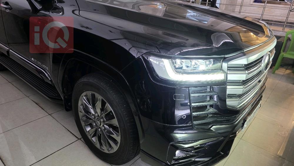 تويوتا لاندكروزر